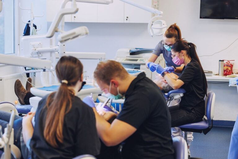 Servicii stomatologice gratuite