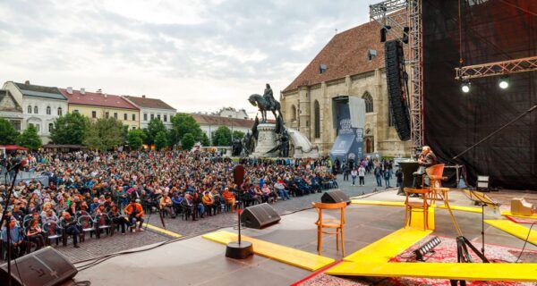 Chiritza în concert teatru