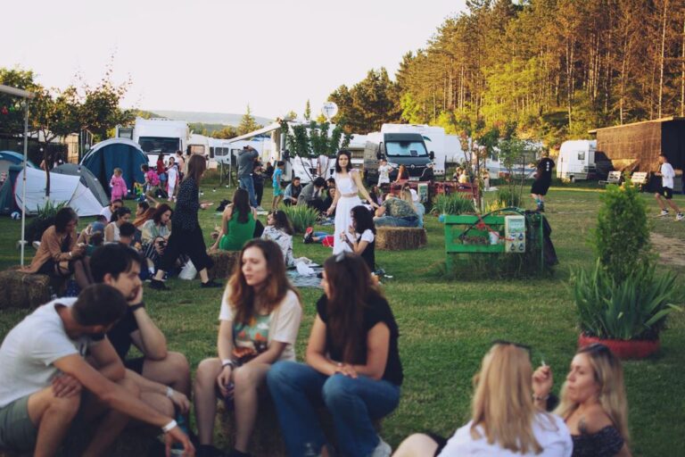Picnic by Night