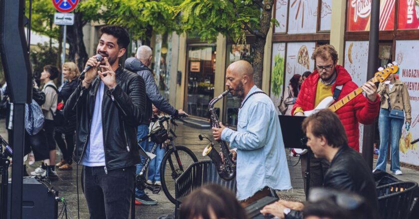 Jazz Beats On Streets