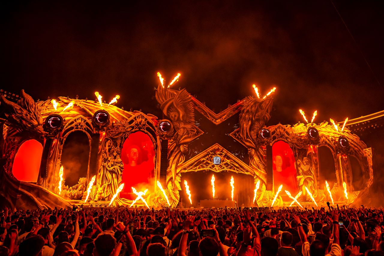 UNTOLD X