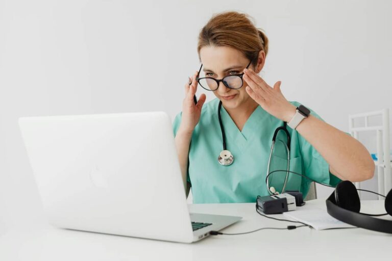 consult cardiologic online