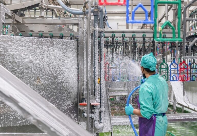 Servicii de curatenie industriala