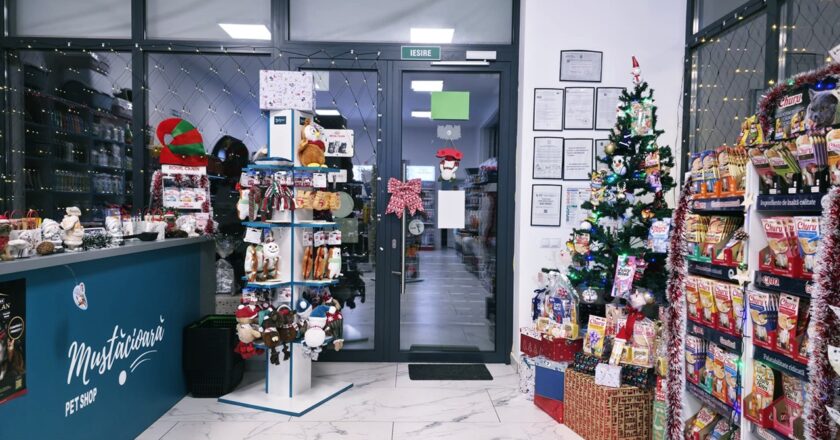 Mustăcioară Pet Shop