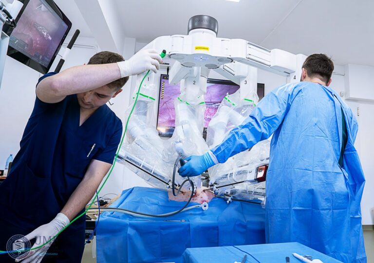 chirurgie robotică