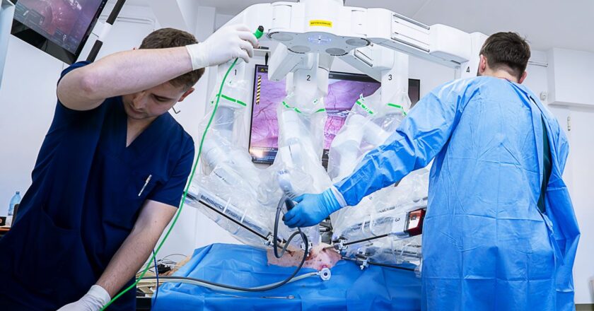 chirurgie robotică