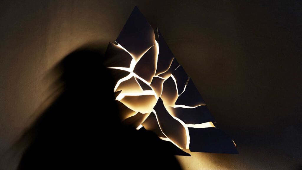 mira lamp interactive Catrinel Sabagiac