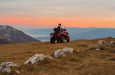 Plimbare off-road cu ATV-ul in Romania